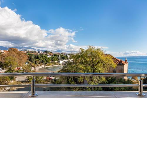 Apartment in Split center on the beach