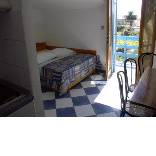 Apartment in Sucuraj with sea view, balcony, air conditioning, WiFi 3560-1