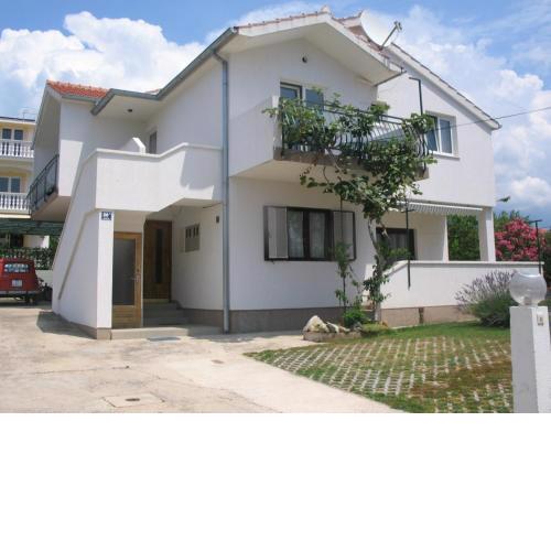 Apartment in Vodice with sea view, balcony, air conditioning, WiFi 612-1
