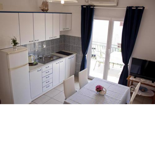 Apartment in Vodice with sea view, balcony, air conditioning, WiFi 612-4