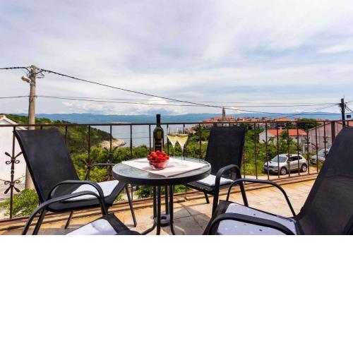 Apartment in Vrbnik/Insel Krk 36775