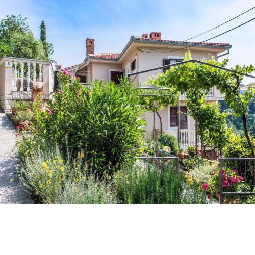 Apartment in Vrbnik/Insel Krk 36873