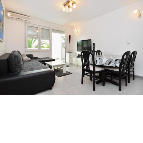 Apartment Ivan