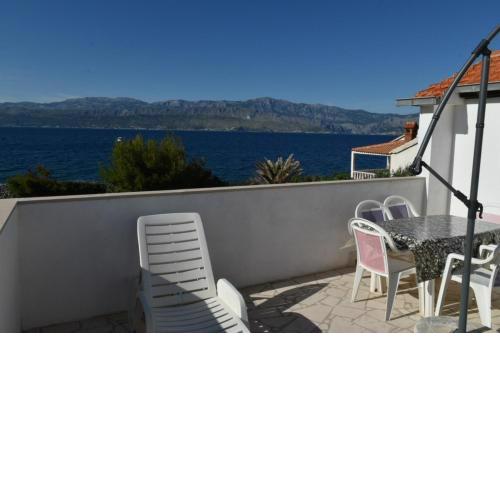 Apartment Ivo- 30m from the beach