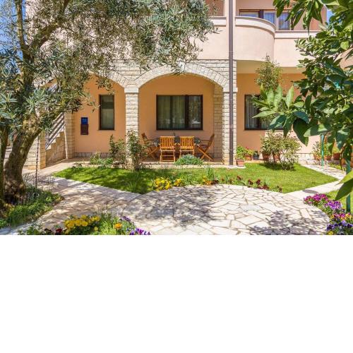 Apartment Ljuba