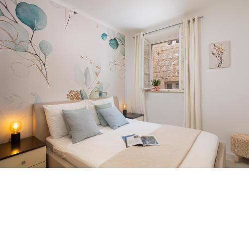 Apartment Mala Ema