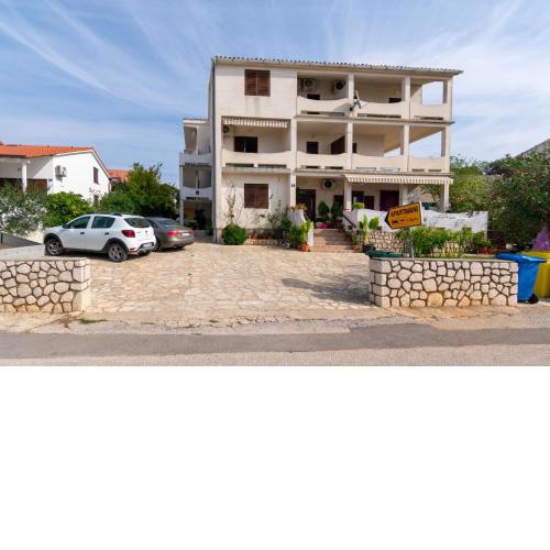 Apartment Mandre 3084c