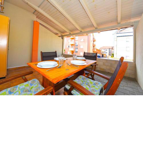 Apartment Marin