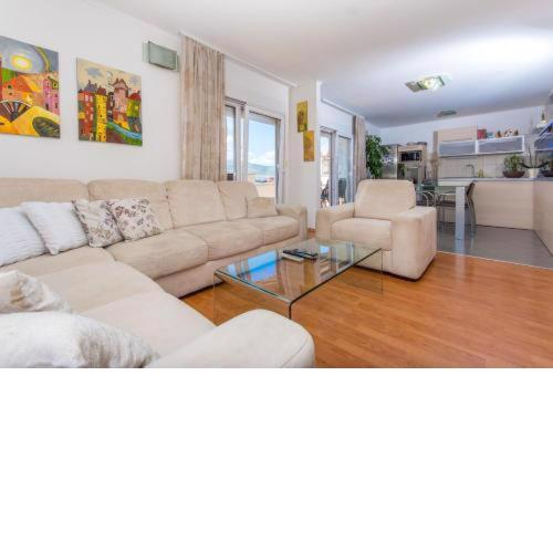 Apartment Mika 3