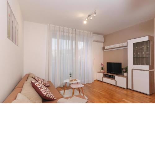 Apartment Miki