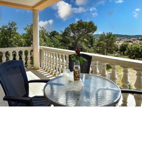 Apartment Milin-2