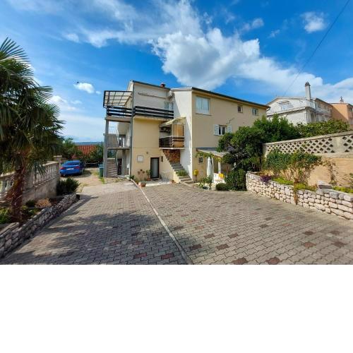 Apartment Miri 5