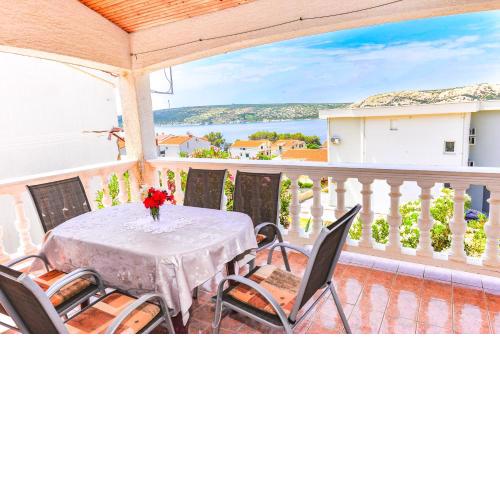 Apartment Mirjana
