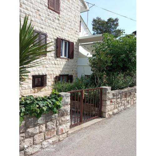 Apartment M&J Supetar - floor heating plus two air conditioners
