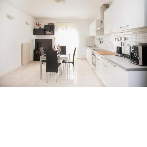 Apartment Nina , Bačvice Beach
