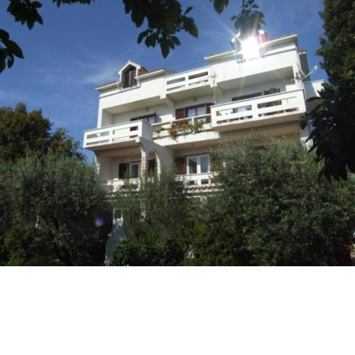 Apartment Novalja 13006c