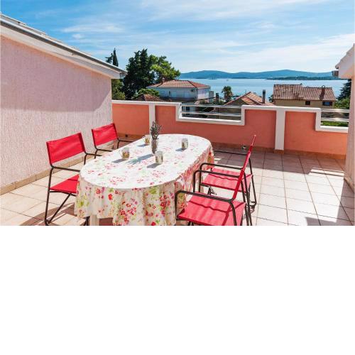 Apartment Obala Kralja Tomislava III