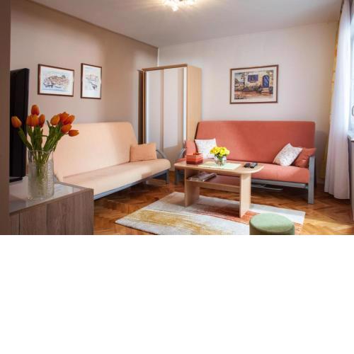 Apartment Orange Oasis