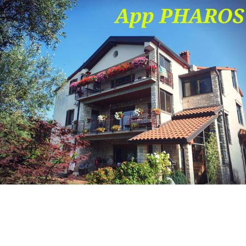 Apartment Pharos