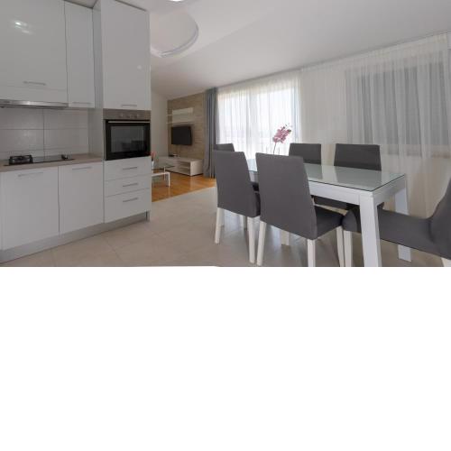 Apartment Plazonić