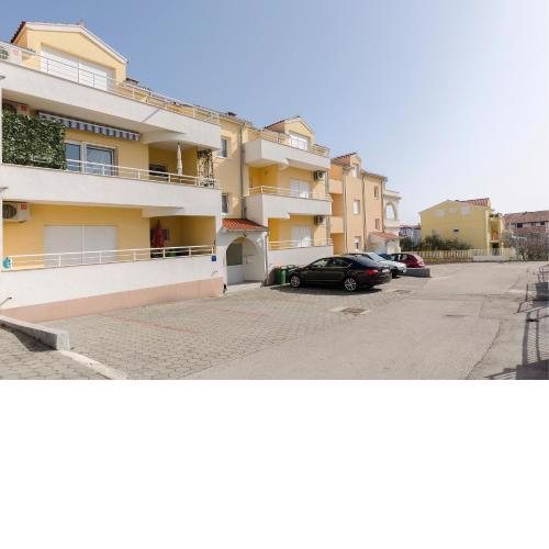 Apartment Radomir