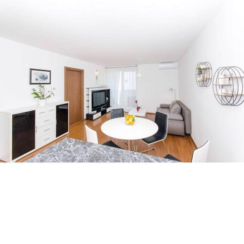 Apartment Sara
