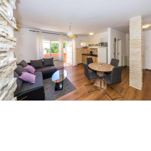Apartment Simoni ZD