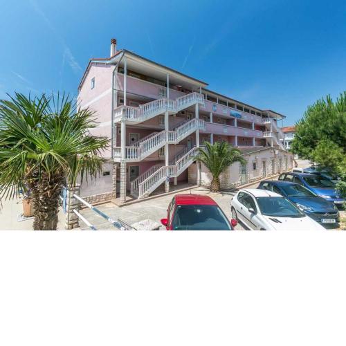 Apartment Suzana 2220