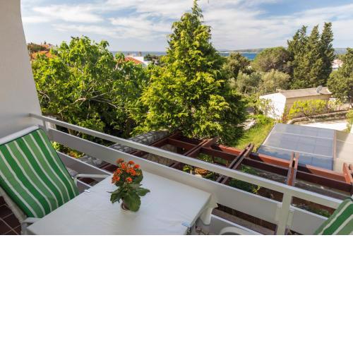 Apartment Tonka *balcony & partial seaview!