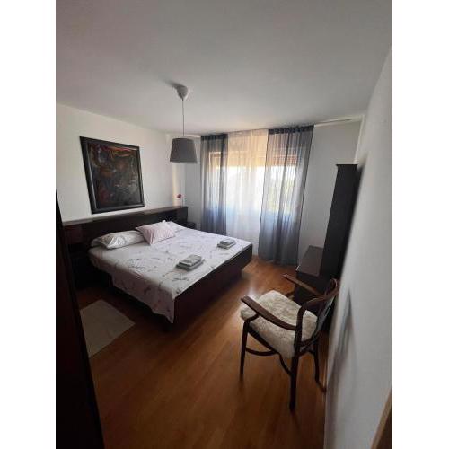Apartment ''V''
