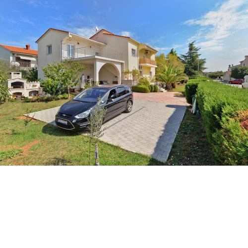 Apartment Veli Vrh 72