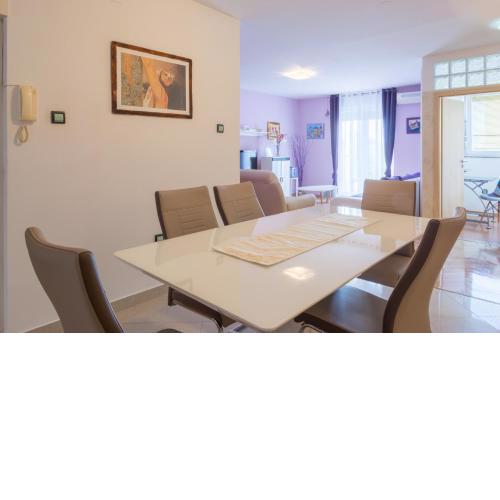 Apartment Violeta