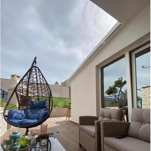 Apartment with charming terrace