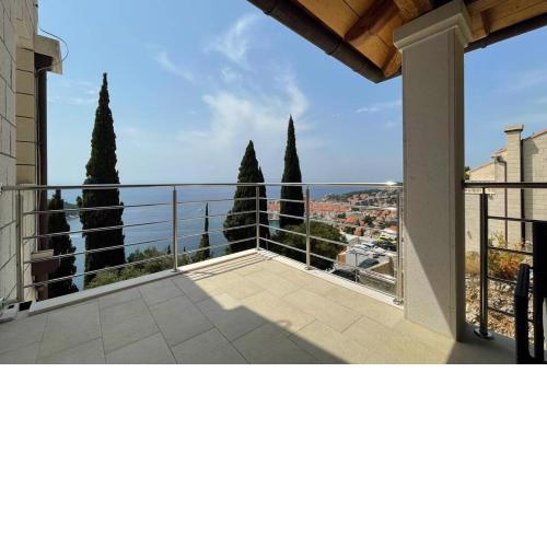 Apartment with view