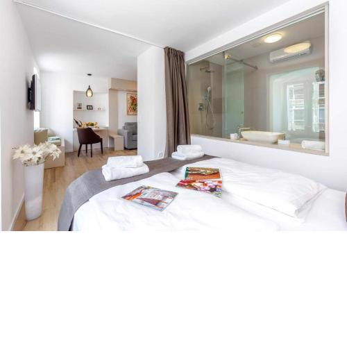 Apartment Wow