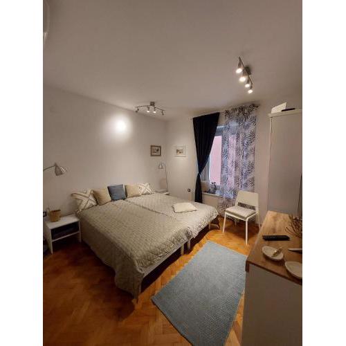 Apartment Yes