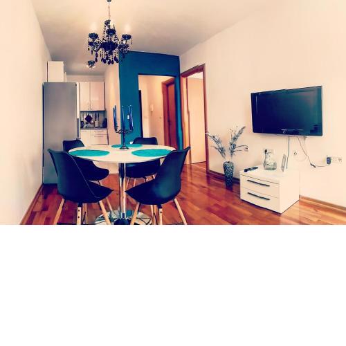 Apartment Znjan Beach City Oaze