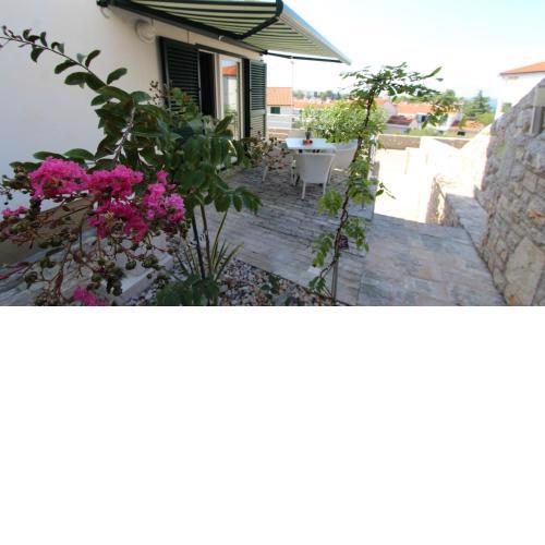 Apartments Adria