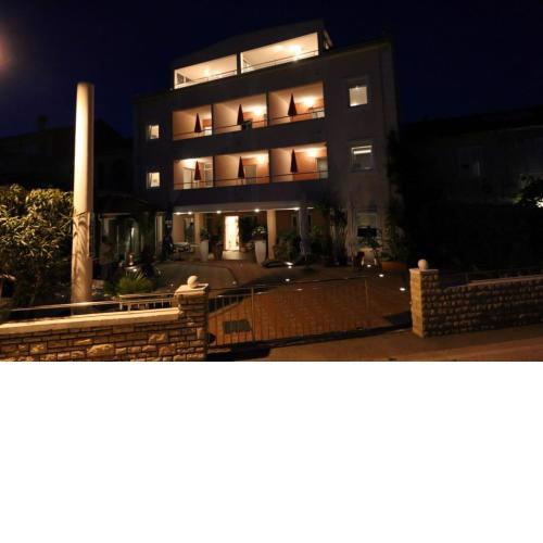 Apartments Anamar 2