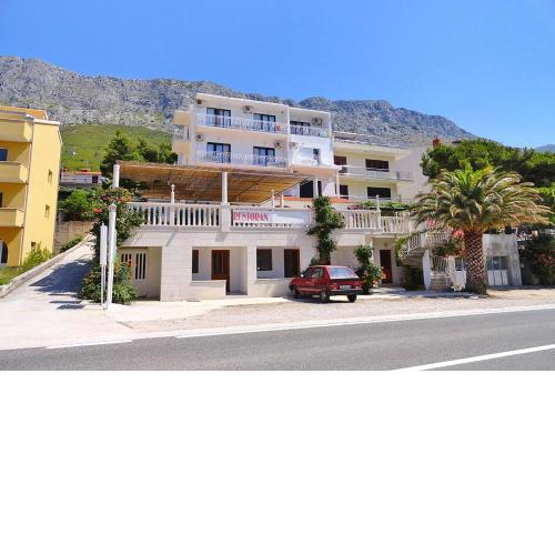 Apartments and rooms by the sea Lokva Rogoznica, Omis - 2973