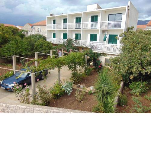 Apartments and rooms by the sea Sucuraj, Hvar - 12887