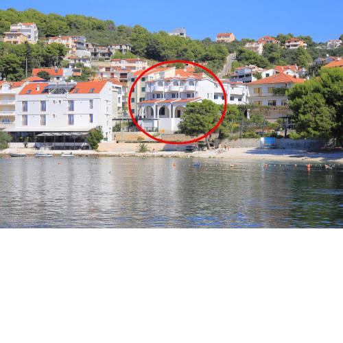 Apartments and rooms by the sea Trogir - 16536