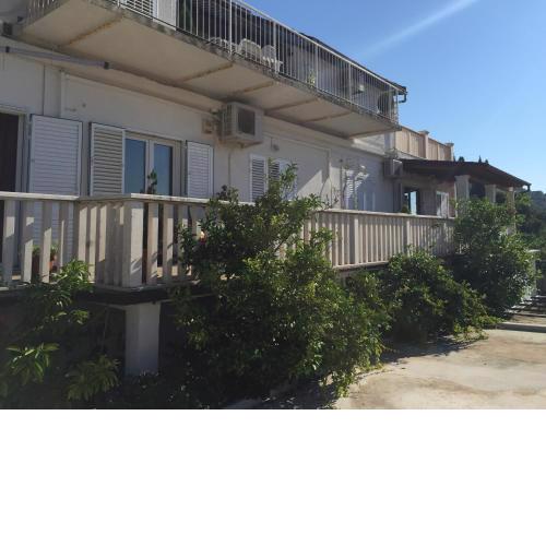 Apartments and rooms with parking space Dubrovnik - 11207