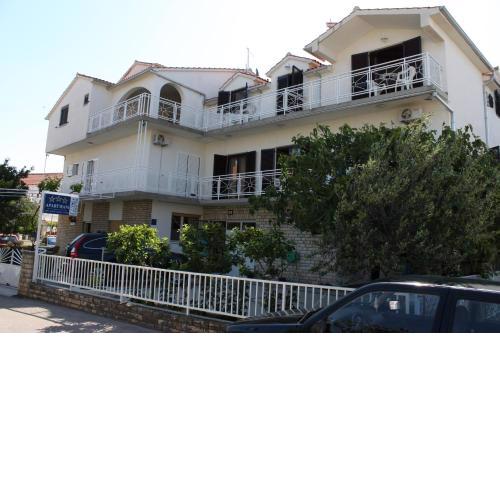 Apartments and rooms with parking space Vodice - 6260