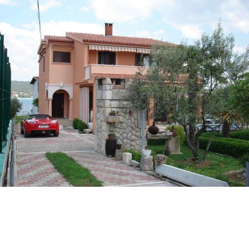Apartments Andy - 50 m from beach