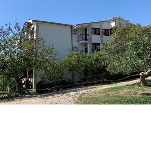 Apartments Antisa - with playground
