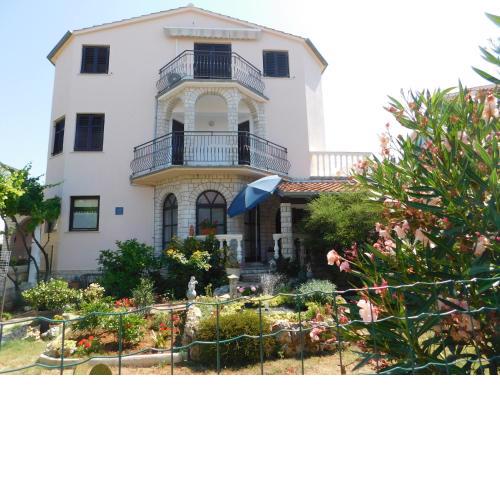 Apartments Blazevic