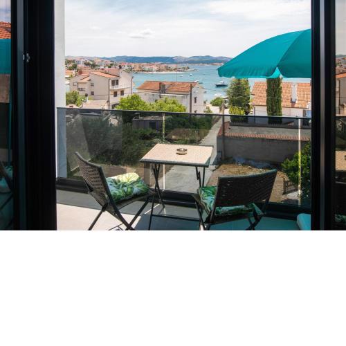 Apartments Brodarica Beach With Balcony Seaview