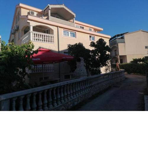 Apartments Budi - near sandy beach