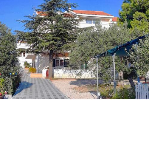 Apartments by the sea Grebastica, Sibenik - 965